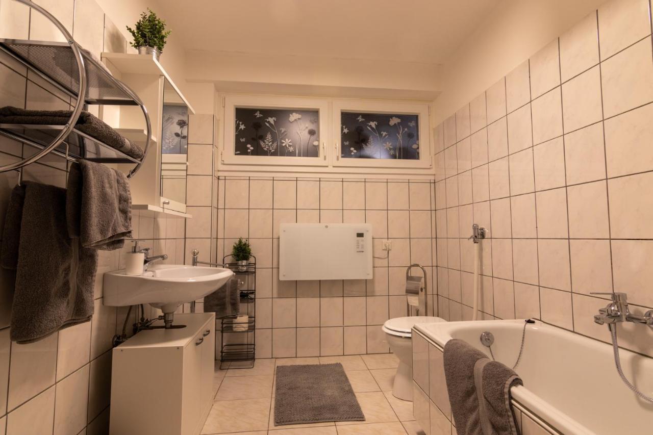 Ferienwohnungen Riese - Sonnenstrahl Arnsberg Exteriör bild